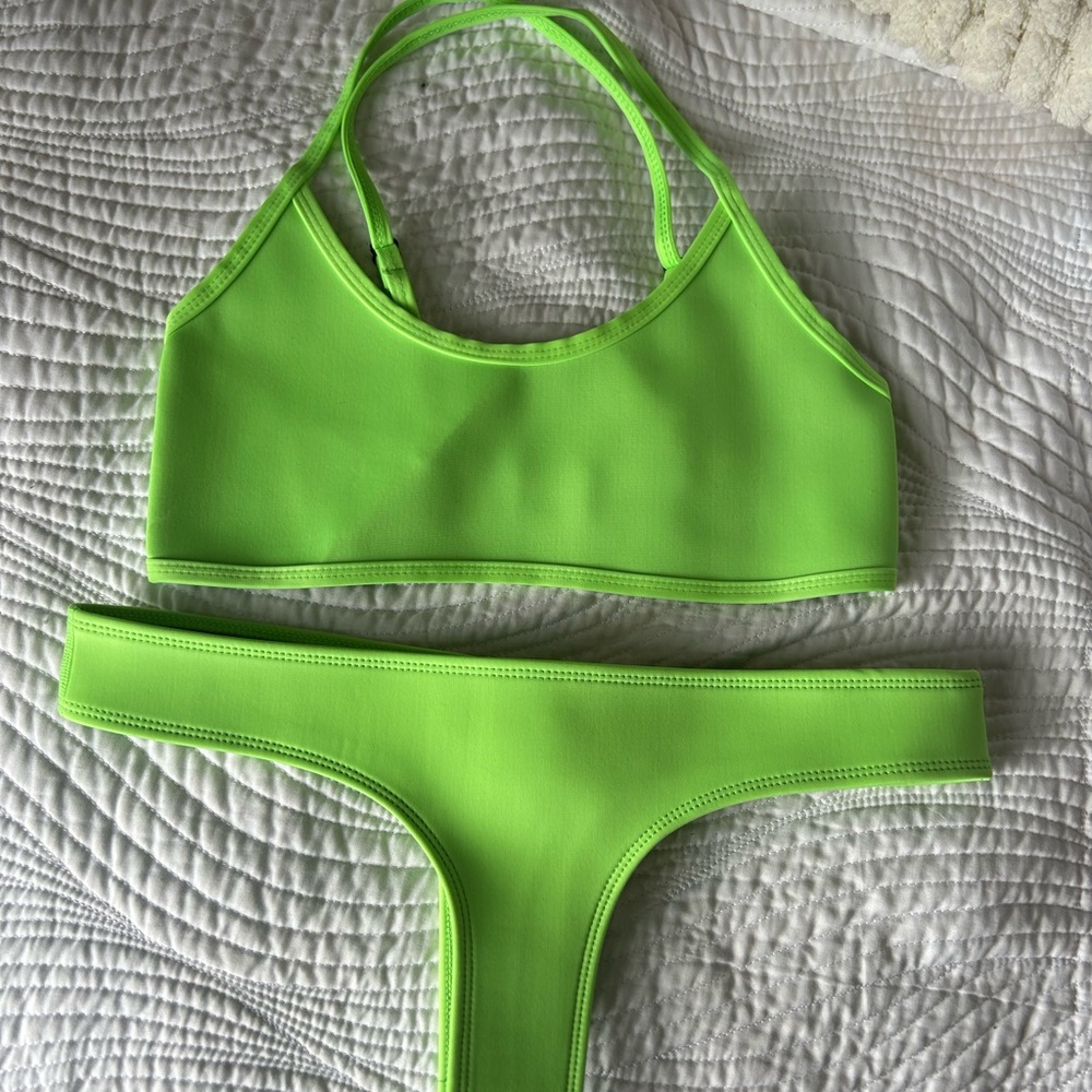 Hoaka Bikini